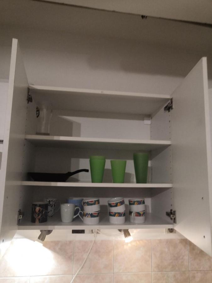 Economy Flat 18 Minutes From Vaclavske Namesti Praag Buitenkant foto