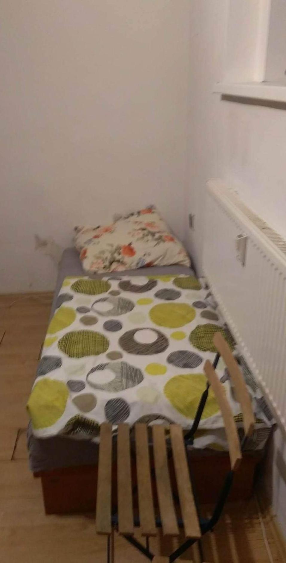 Economy Flat 18 Minutes From Vaclavske Namesti Praag Buitenkant foto